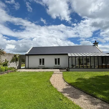 Garden On Tintern Trails Fethard on Sea