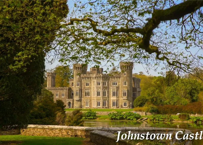 Garden On Tintern Trails Fethard on Sea